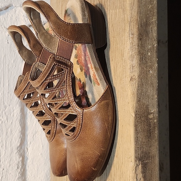 Taos Faith‎ Women's Brown Leather Slingback Low Heel Closed Toe Shoes Size 39 - Picture 3 of 16